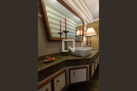 Casa à venda com 800m², 5 quartos e 4 vagasLavabo