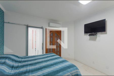 Casa à venda com 154m², 3 quartos e 2 vagasSuíte