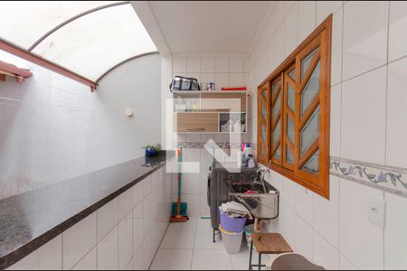 Casa à venda com 154m², 3 quartos e 2 vagasÁrea de Serviço