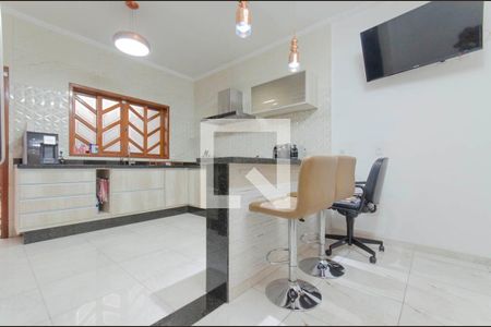 Casa à venda com 154m², 3 quartos e 2 vagasCozinha