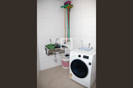 Casa à venda com 190m², 3 quartos e 2 vagasÁrea de Serviço