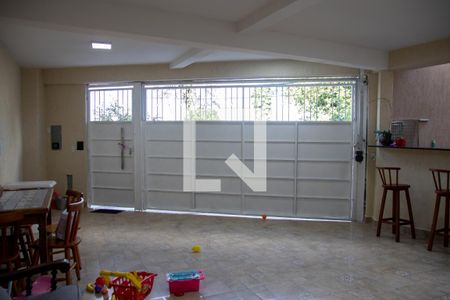 Casa à venda com 190m², 3 quartos e 2 vagasGaragem