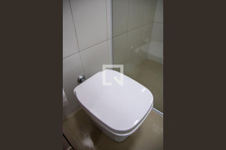 Casa à venda com 190m², 3 quartos e 2 vagasBanheiro 4