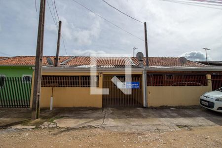 Casa para alugar com 44m², 2 quartos e 1 vaga Casa para alugar com 44m², 2 quartos e 1 vagaFachada