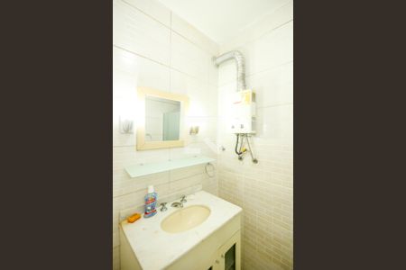 Apartamento à venda com 170m², 3 quartos e 1 vaga Apartamento à venda com 170m², 3 quartos e 1 vagaBanheiro -Suite