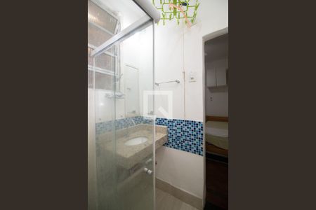 Apartamento à venda com 105m², 2 quartos e sem vaga Apartamento à venda com 105m², 2 quartos e sem vagaBanheiro da Suíte