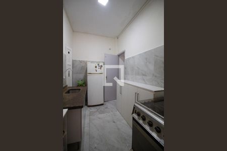 Apartamento à venda com 105m², 2 quartos e sem vaga Apartamento à venda com 105m², 2 quartos e sem vagaCozinha