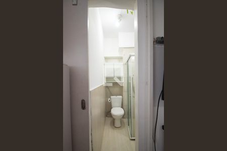 Apartamento à venda com 105m², 2 quartos e sem vaga Apartamento à venda com 105m², 2 quartos e sem vagaBanheiro da Suíte
