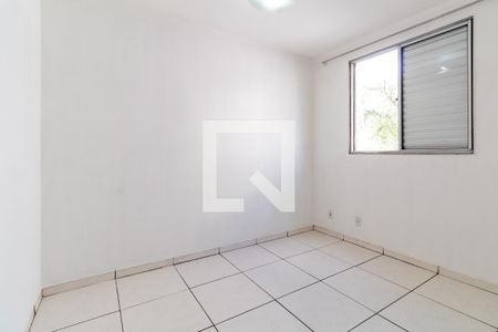 Quarto 2 de apartamento para alugar com 2 quartos, 44m² em Jardim Presidente Dutra, Guarulhos