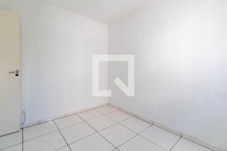 Quarto 2 de apartamento para alugar com 2 quartos, 44m² em Jardim Presidente Dutra, Guarulhos