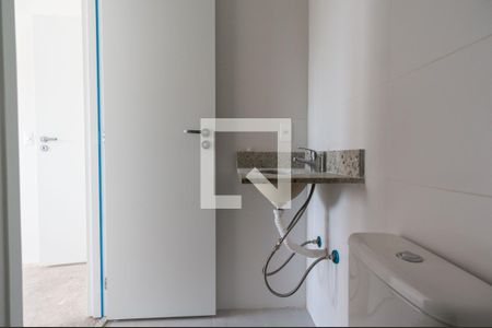 Apartamento à venda com 55m², 2 quartos e 2 vagasBanheiro da Suíte