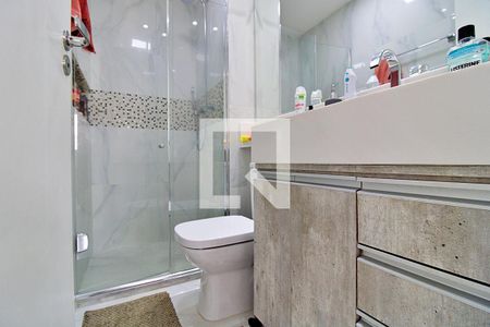 Apartamento à venda com 47m², 2 quartos e 1 vaga Apartamento à venda com 47m², 2 quartos e 1 vagaBanheiro