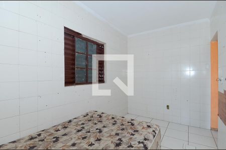 Quarto 1 de casa para alugar com 2 quartos, 79m² em Jardim Vila Galvão, Guarulhos