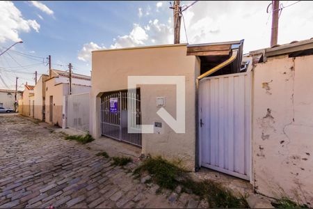 Casa à venda com 74m², 2 quartos e sem vagaFachada