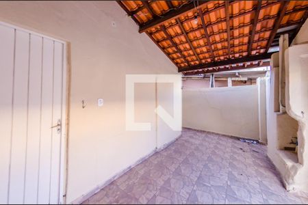 Casa à venda com 74m², 2 quartos e sem vagaGaragem