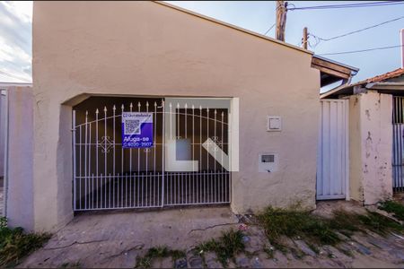 Casa à venda com 74m², 2 quartos e sem vagaFachada