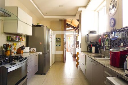 Casa de condomínio à venda com 700m², 5 quartos e 2 vagasCozinha