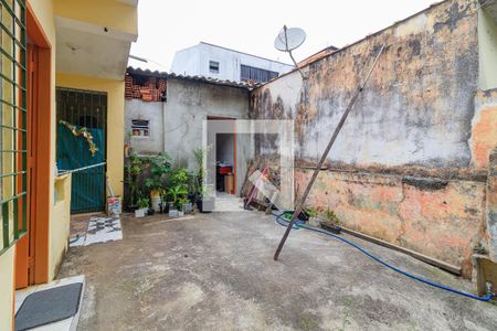 Casa para alugar com 160m², 4 quartos e 3 vagas Casa para alugar com 160m², 4 quartos e 3 vagasQuintal