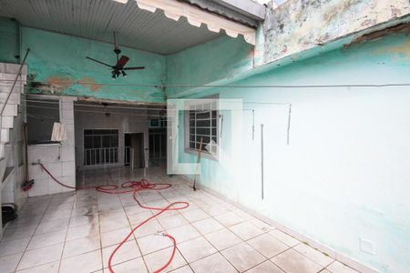 Casa à venda com 120m², 5 quartos e 1 vagaÁrea de Serviço