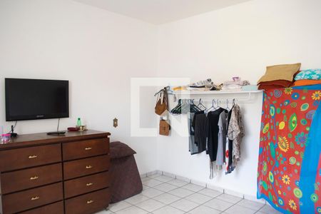 Quarto de casa à venda com 3 quartos, 120m² em Vila Pita, São Paulo