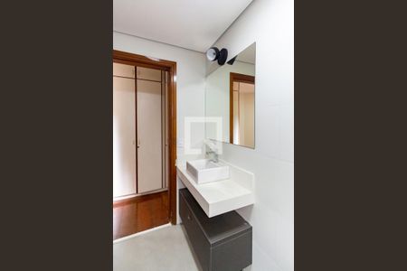 Apartamento à venda com 120m², 3 quartos e 3 vagasBanheiro da Suíte 1