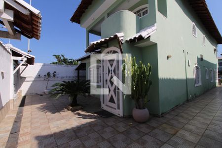 Casa de condomínio à venda com 550m², 4 quartos e 4 vagasFachada