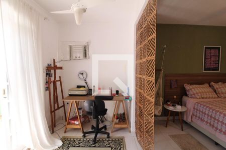 Casa de condomínio à venda com 550m², 4 quartos e 4 vagasQuarto 1