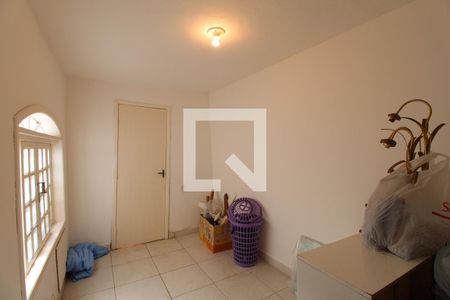 Casa de condomínio à venda com 550m², 4 quartos e 4 vagasSuíte 1 - Casa dos Fundos