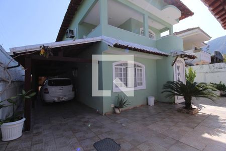 Casa de condomínio à venda com 550m², 4 quartos e 4 vagasGaragem