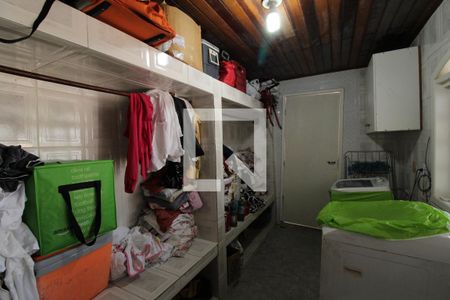 Casa de condomínio à venda com 550m², 4 quartos e 4 vagasÁrea de Serviço