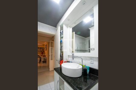 Apartamento à venda com 73m², 2 quartos e 1 vagaBanheiro Social