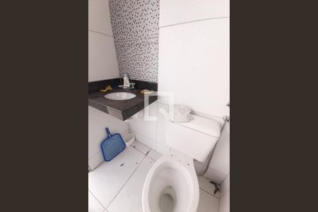 Casa para alugar com 132m², 2 quartos e 2 vagas Casa para alugar com 132m², 2 quartos e 2 vagasBanheiro 2