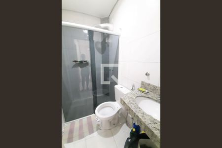 Casa para alugar com 132m², 2 quartos e 2 vagas Casa para alugar com 132m², 2 quartos e 2 vagasBanheiro