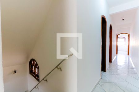 Casa à venda com 254m², 3 quartos e 2 vagasCorredor