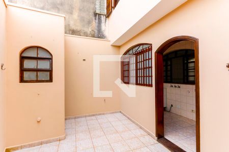 Casa à venda com 254m², 3 quartos e 2 vagasQuintal