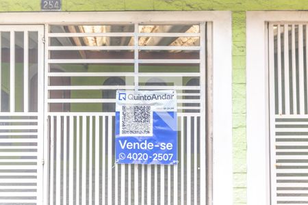 Casa à venda com 280m², 3 quartos e 3 vagasFachada