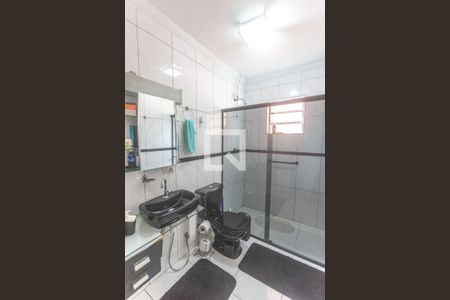 Casa à venda com 280m², 3 quartos e 3 vagasBanheiro suíte