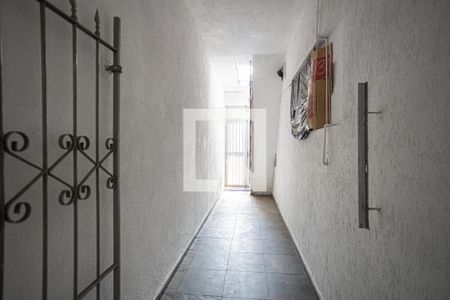 Casa para alugar com 200m², 3 quartos e 2 vagasCorredor