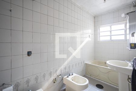 Casa para alugar com 200m², 3 quartos e 2 vagasBanheiro 2