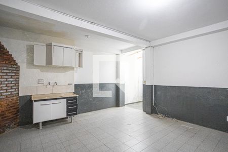 Casa para alugar com 200m², 3 quartos e 2 vagasQuintal