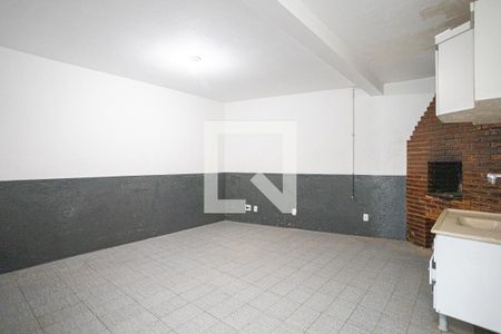 Casa para alugar com 200m², 3 quartos e 2 vagasQuintal
