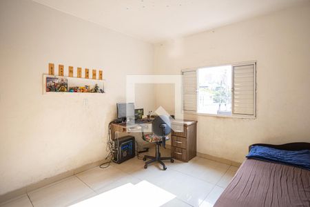 Casa para alugar com 200m², 3 quartos e 2 vagasSuíte 1