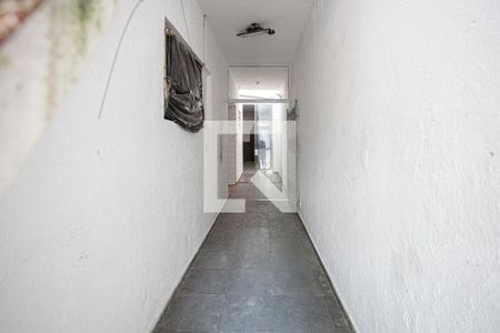 Casa para alugar com 200m², 3 quartos e 2 vagasCorredor