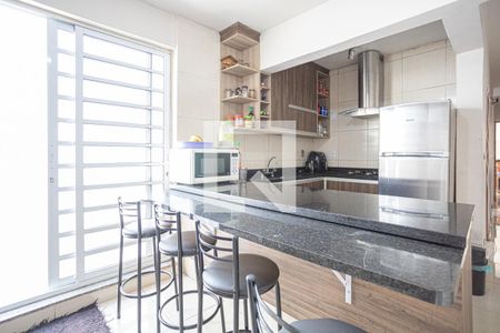 Casa para alugar com 200m², 3 quartos e 2 vagasCozinha