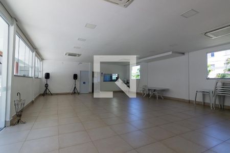 Apartamento para alugar com 77m², 3 quartos e 1 vaga Apartamento para alugar com 77m², 3 quartos e 1 vagaÁrea comum - Salão de festas