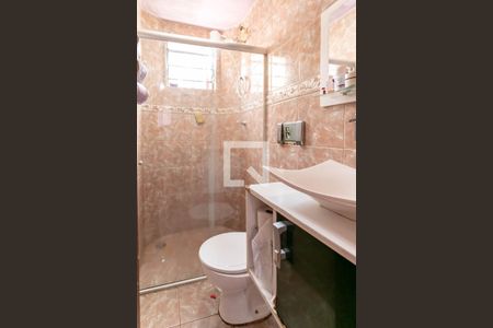 Banheiro de apartamento à venda com 2 quartos, 45m² em Candelária, Belo Horizonte