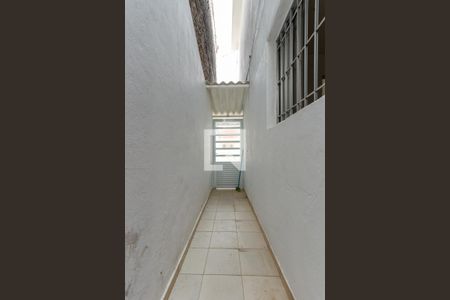 Casa para alugar com 70m², 2 quartos e sem vagaCorredor Entrada