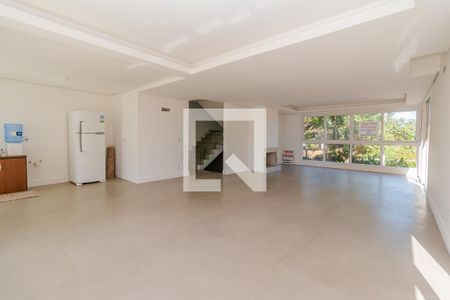 Sala de casa à venda com 3 quartos, 270m² em Vila Assunção, Porto Alegre