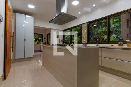 Casa à venda com 750m², 5 quartos e 10 vagasCozinha