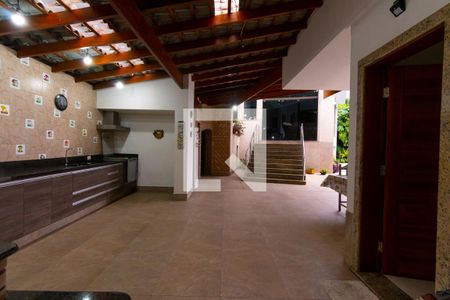 Casa à venda com 750m², 5 quartos e 10 vagasÁrea comum - Churrasqueira